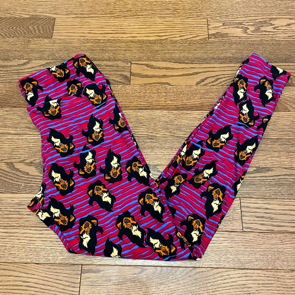 NWOT LulaRoe Disney scar leggings